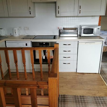 Greannan Upper Self Catering Apartment Blackwaterfoot Экстерьер фото